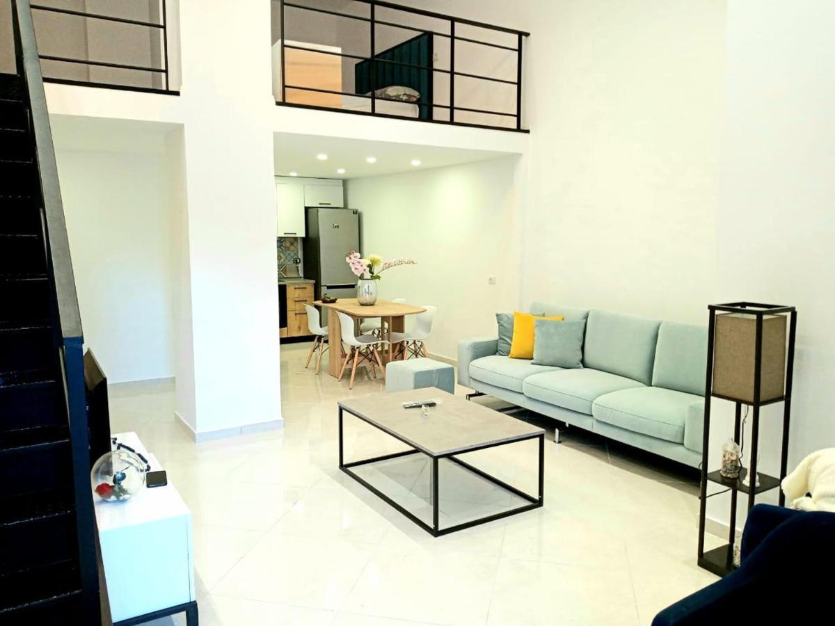Apartament Me Qera Dublex Lungomare Влёра Экстерьер фото