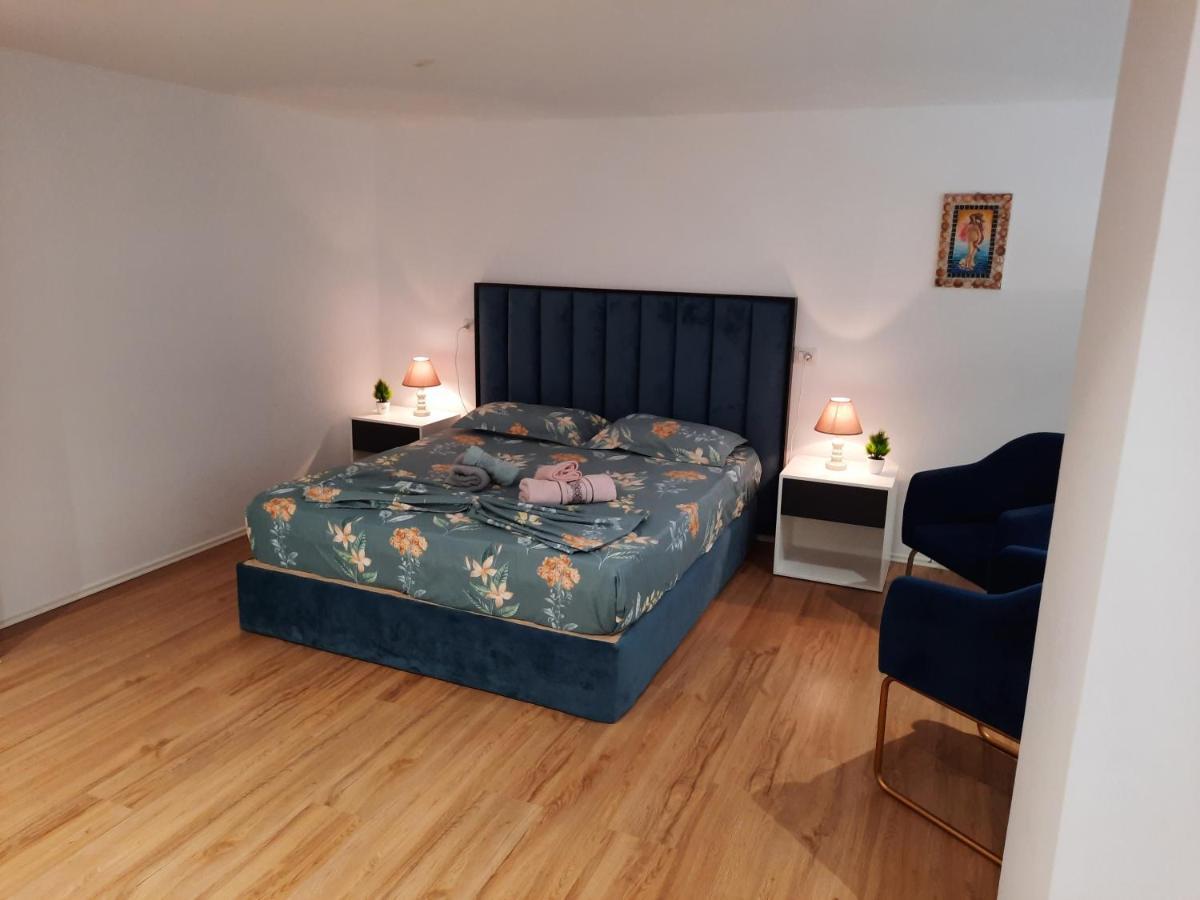 Apartament Me Qera Dublex Lungomare Влёра Экстерьер фото
